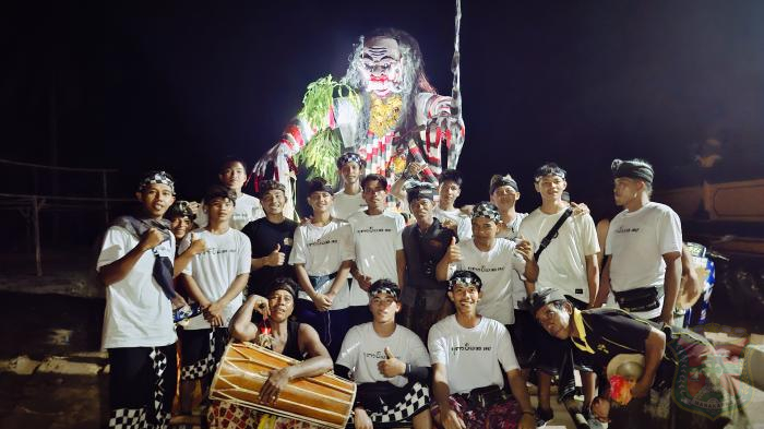 PAWAI OGOH OGOH DESA RANTE MARIO